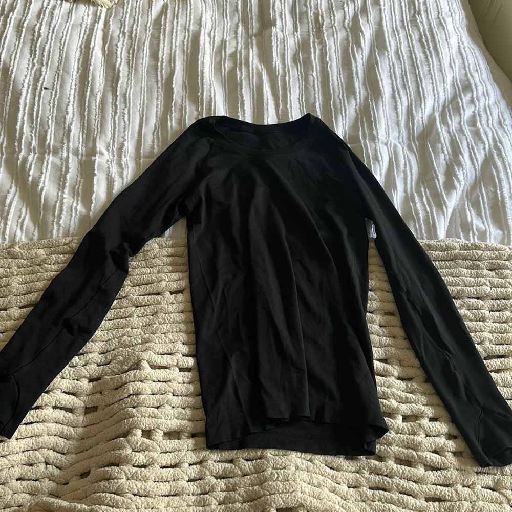 Lululemon swiftly tech long sleeve